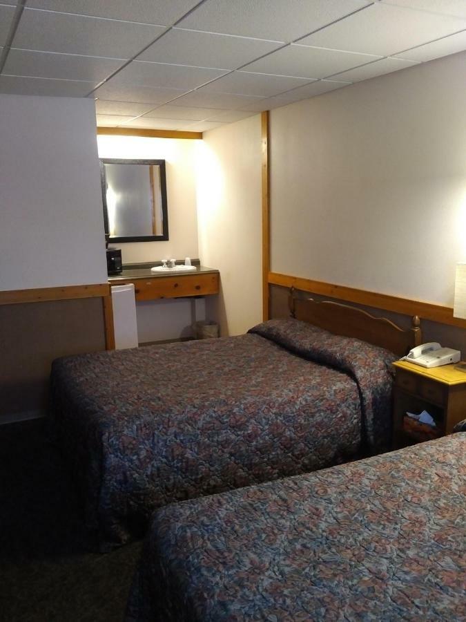 Algoma Motel Уауа Екстериор снимка