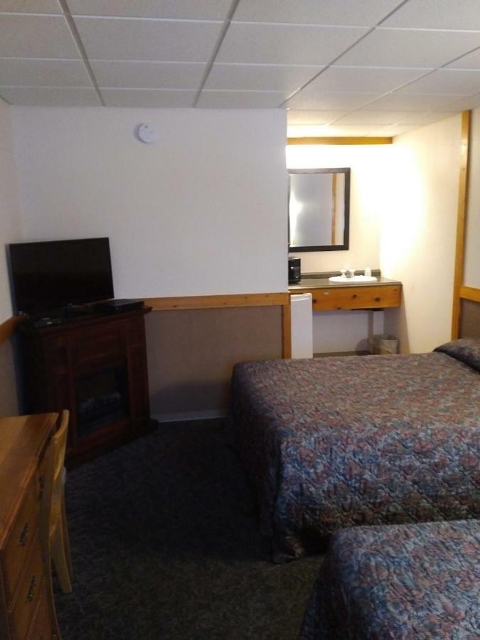 Algoma Motel Уауа Екстериор снимка